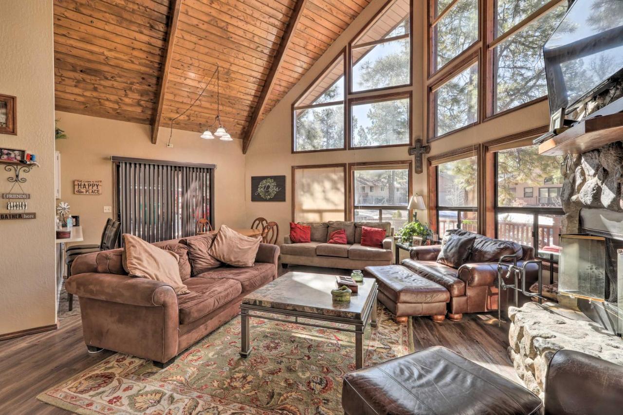 Munds Park Cabin With Fire Pit And Wraparound Porch! Bagian luar foto